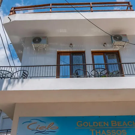 Le Petit Paris Panajía